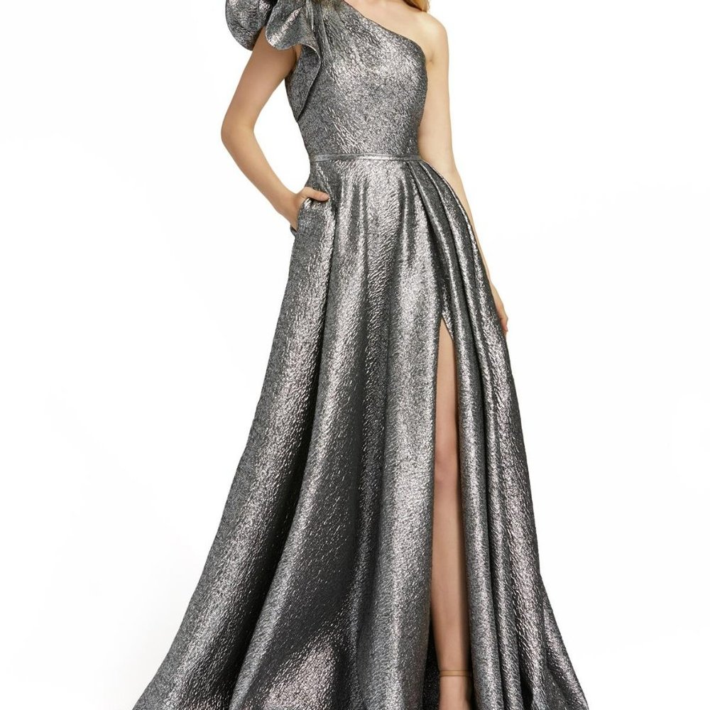 Mac Duggal 67297 Silver Platinum One Shoulder Formal Maxi Gown Size 10